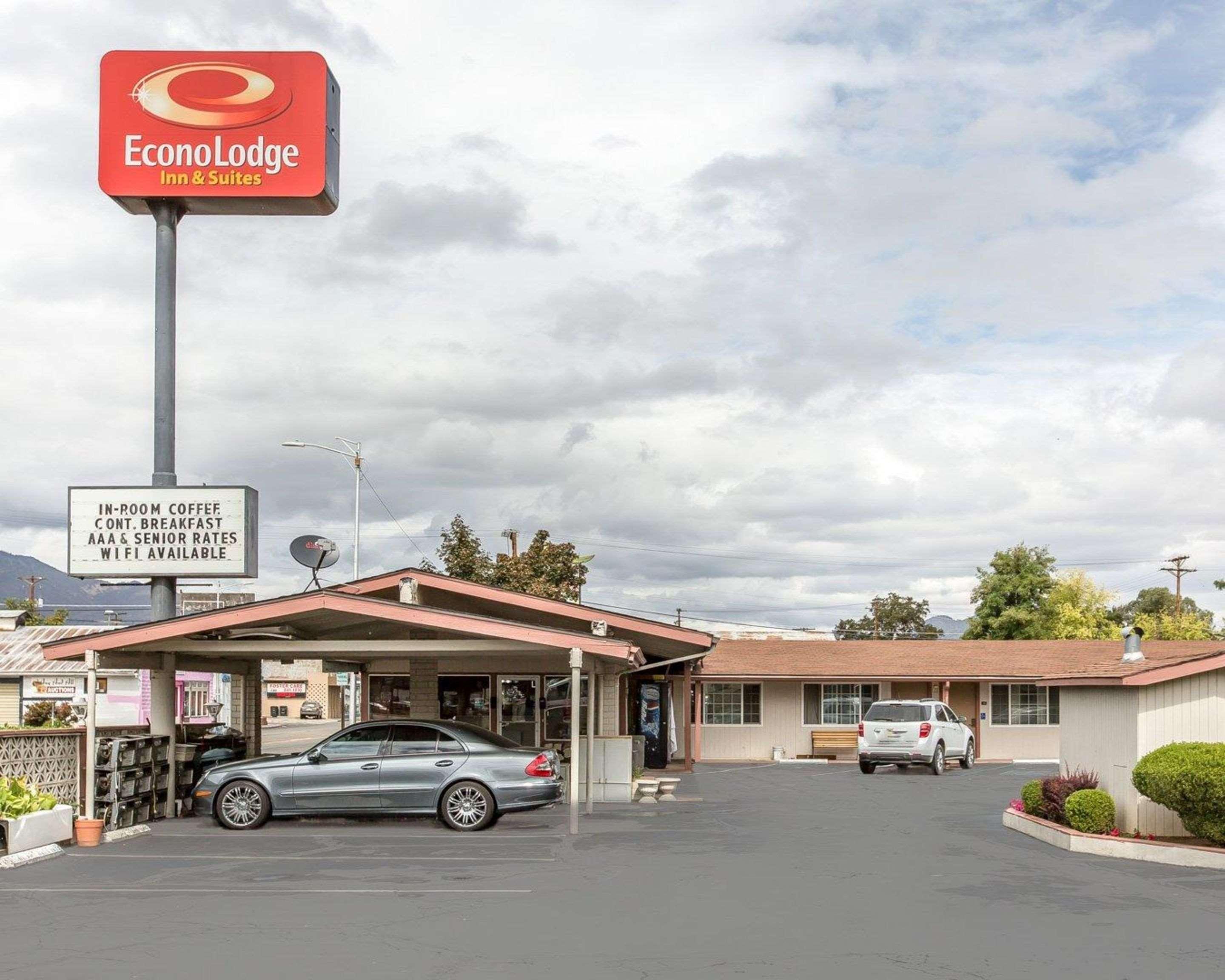 Econo Lodge Inn & Suites Yreka Exterior foto